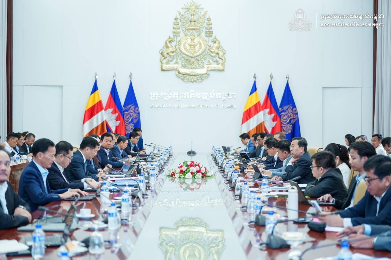 “កិច្ចប្រជុំច្រកចេញ-ចូលតែមួយ” លើកទី៩ ក្នុងឆ្នាំ២០២៦ ត្រូវបានរៀបចំឡើងដើម្បីពិនិត្យពិភាក្សាលើសំណើសុំចុះបញ្ជីគម្រោងវិនិយោគមានលក្ខណៈសម្បត្តិគ្រប់គ្រាន់ចំនួន ៦គម្រោង