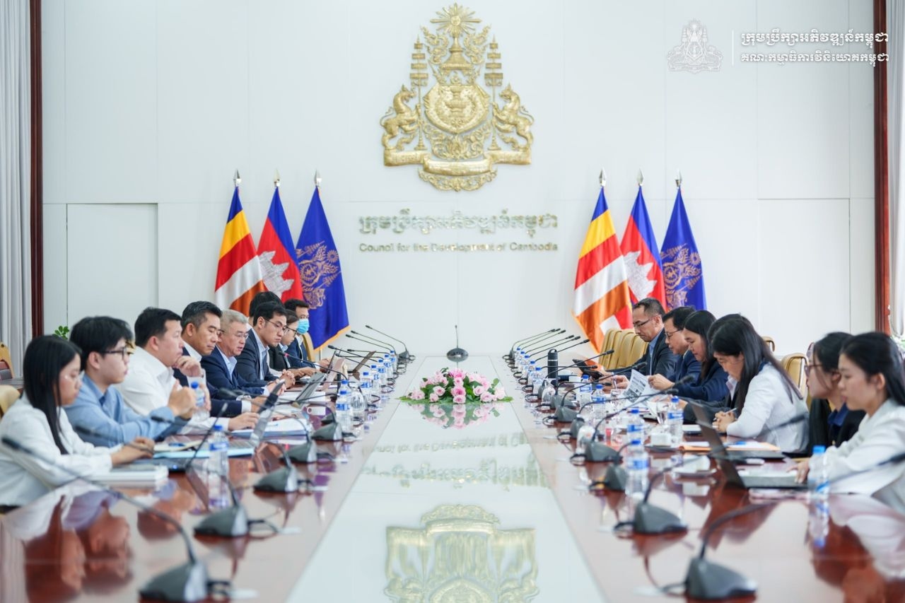 កិច្ចប្រជុំពិភាក្សាអំពីការរៀបចំយន្តការអនុវត្ត “ក្របខ័ណ្ឌអភិវឌ្ឍន៍សួនកសិឧស្សាហកម្មនៅកម្ពុជា”