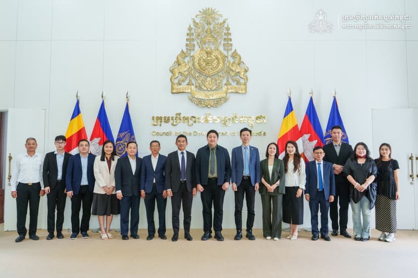 ជំនួបពិភាក្សាការងារជាមួយគណៈប្រតិភូវិទ្យាស្ថាន Haikou Silk Road Academy of Social Sciences នៃសាធារណរដ្ឋប្រជាមានិតចិន